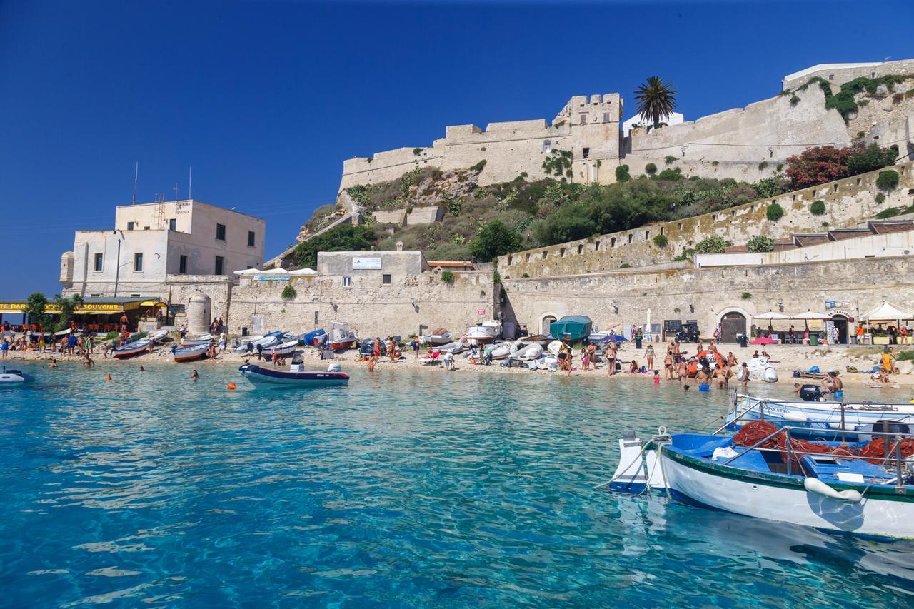 Touring Club Italiano - Isole Tremiti Hotel San Domino Eksteriør billede